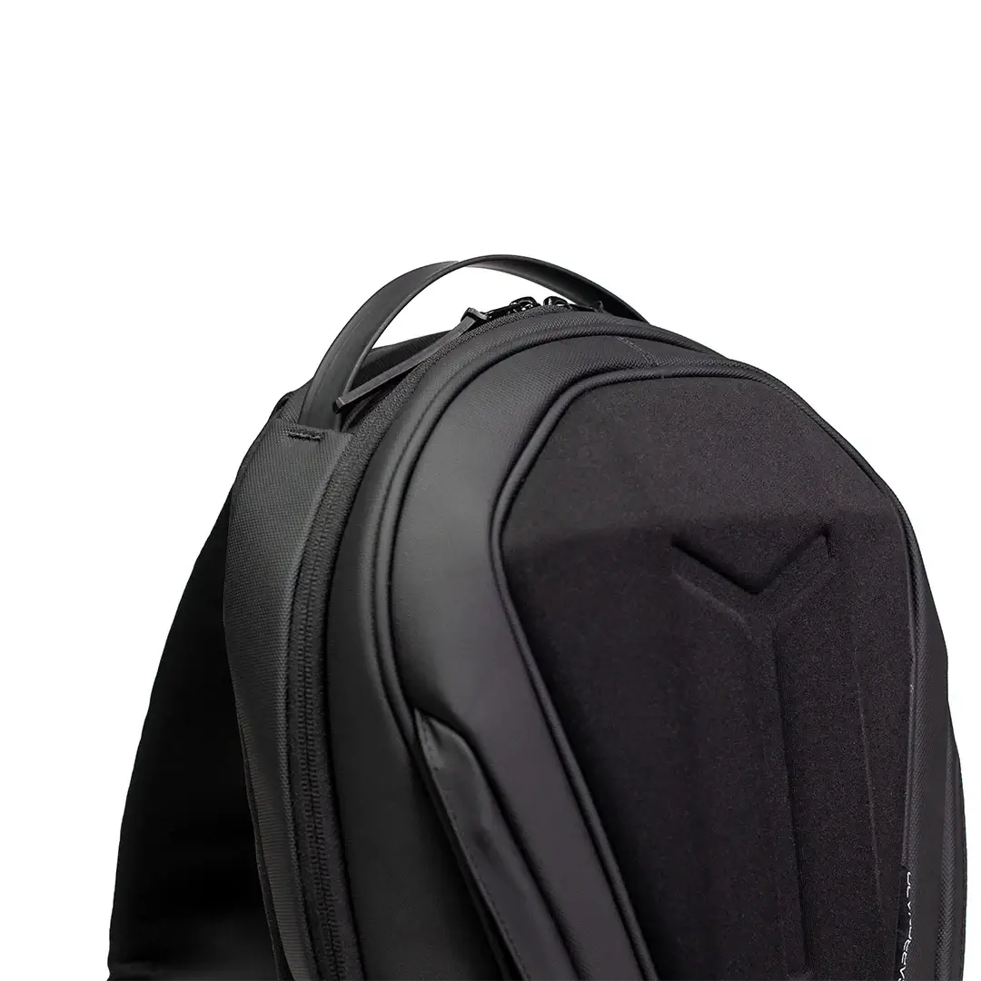 Carbonado Fender Sling Back Pack