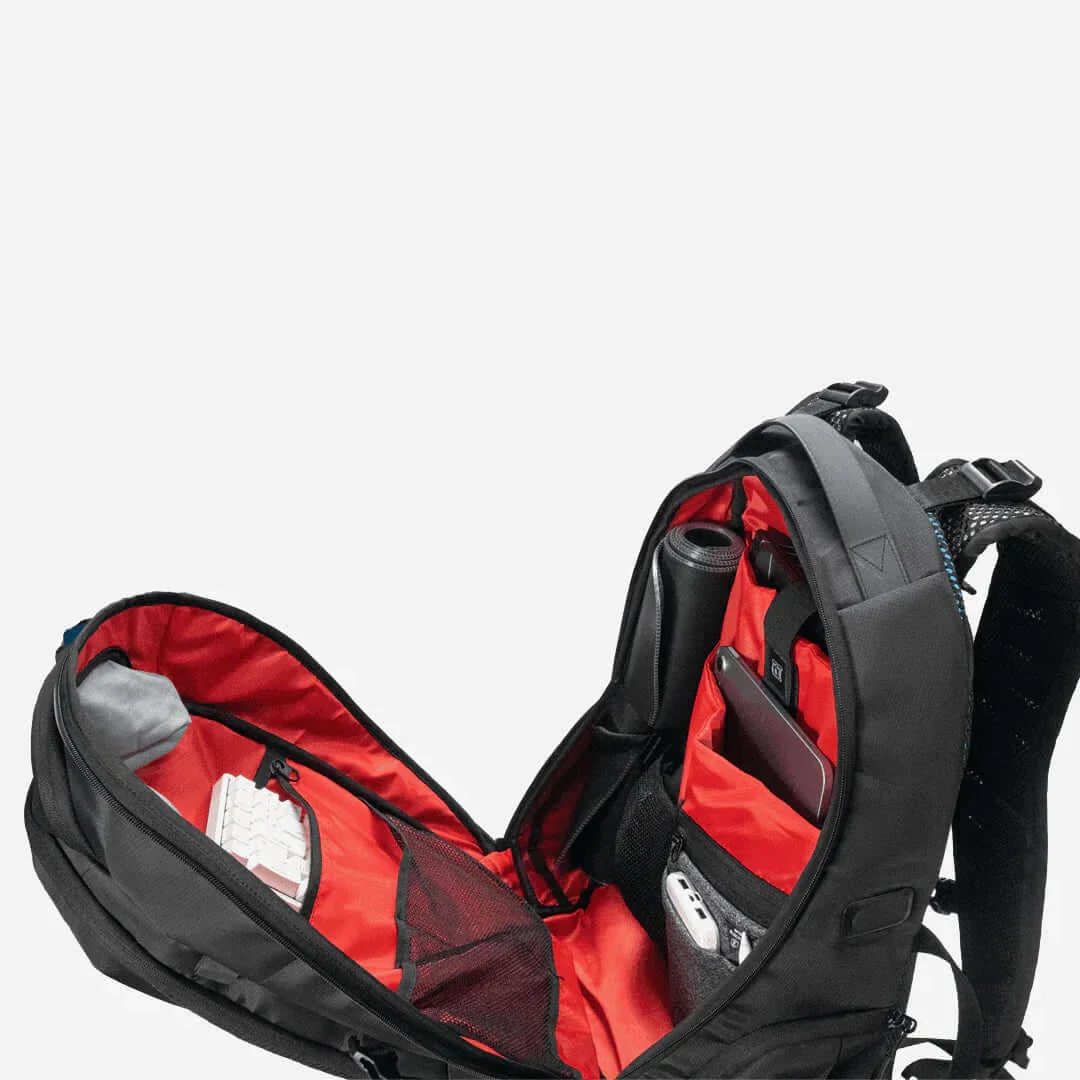 Carbonado Gaming Backpack (Black)