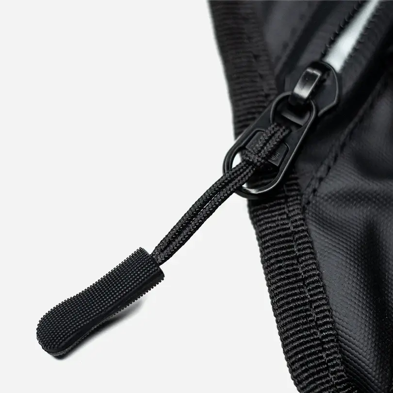 Carbonado Vector Waist Bag (Black)