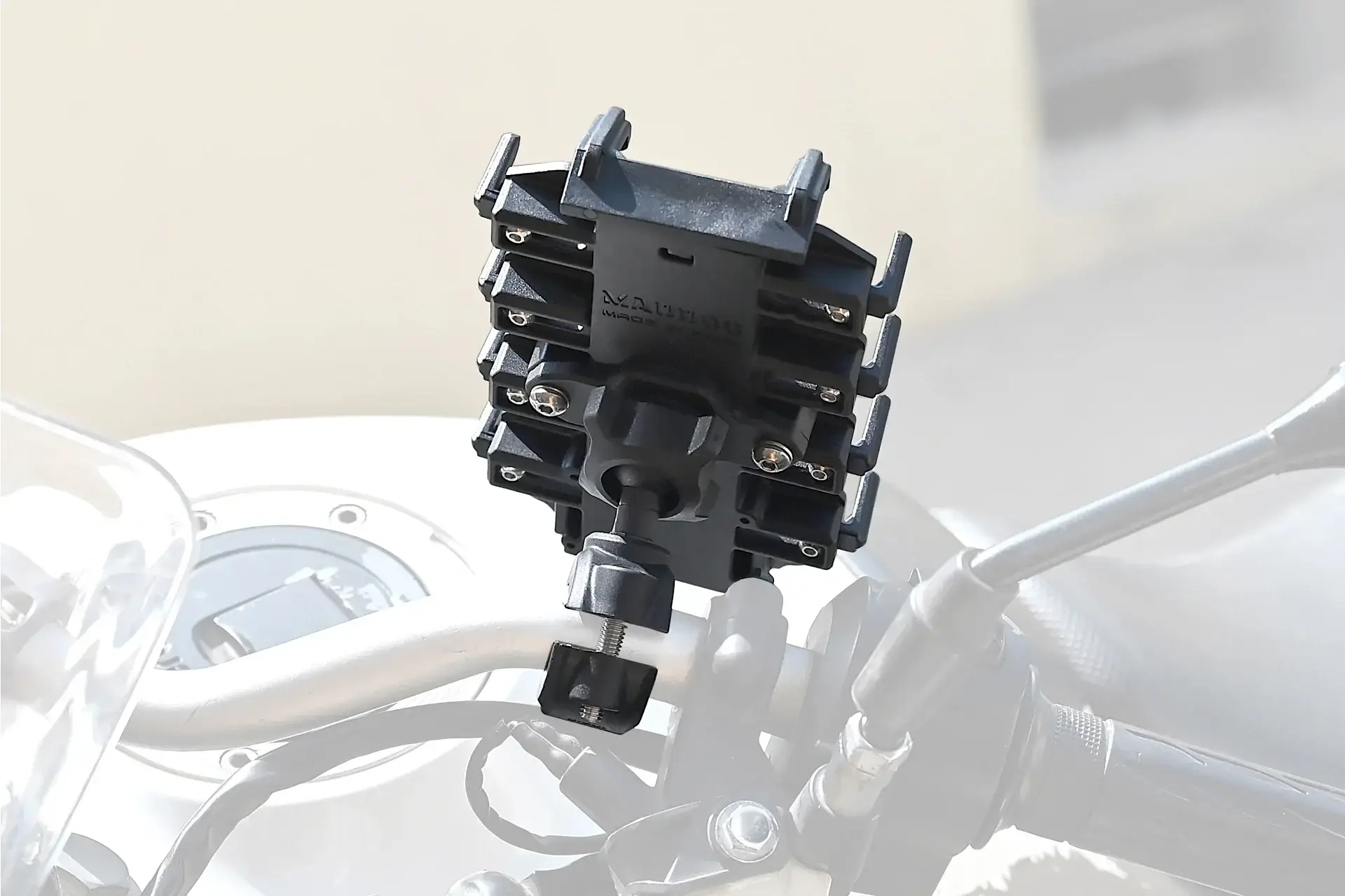 Maddog Claw Lite Mobile Holder